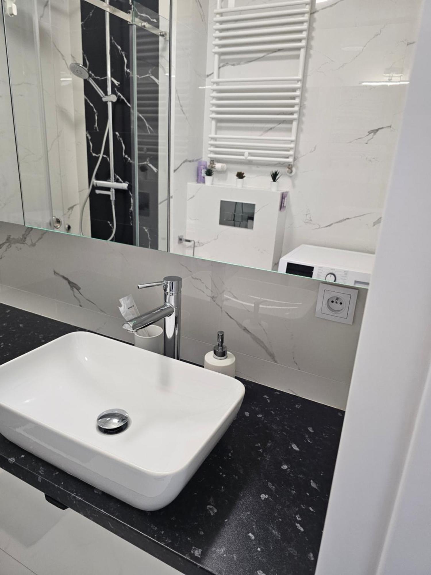 Apartment Chopin Airport Wlochy Warsaw